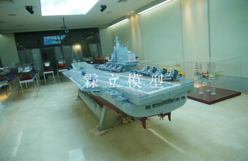 大連海事大學(xué)定制遼寧艦模型